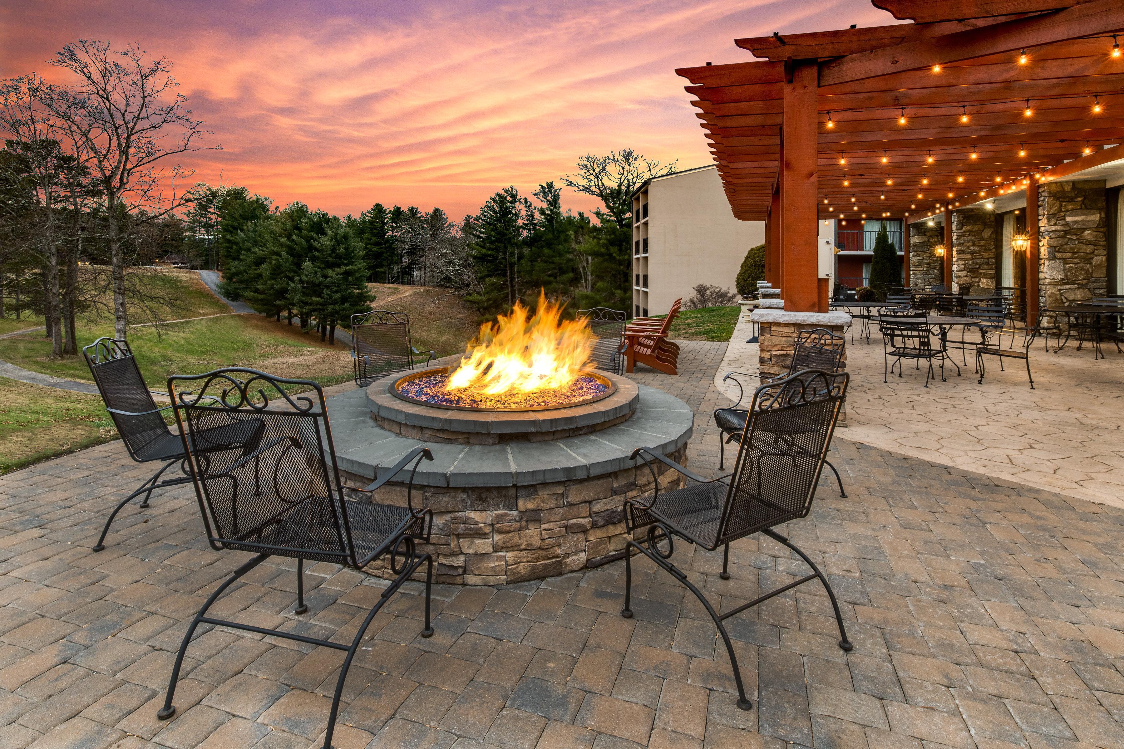 Crowne Plaza Resort Asheville By Ihg Kültér fotó