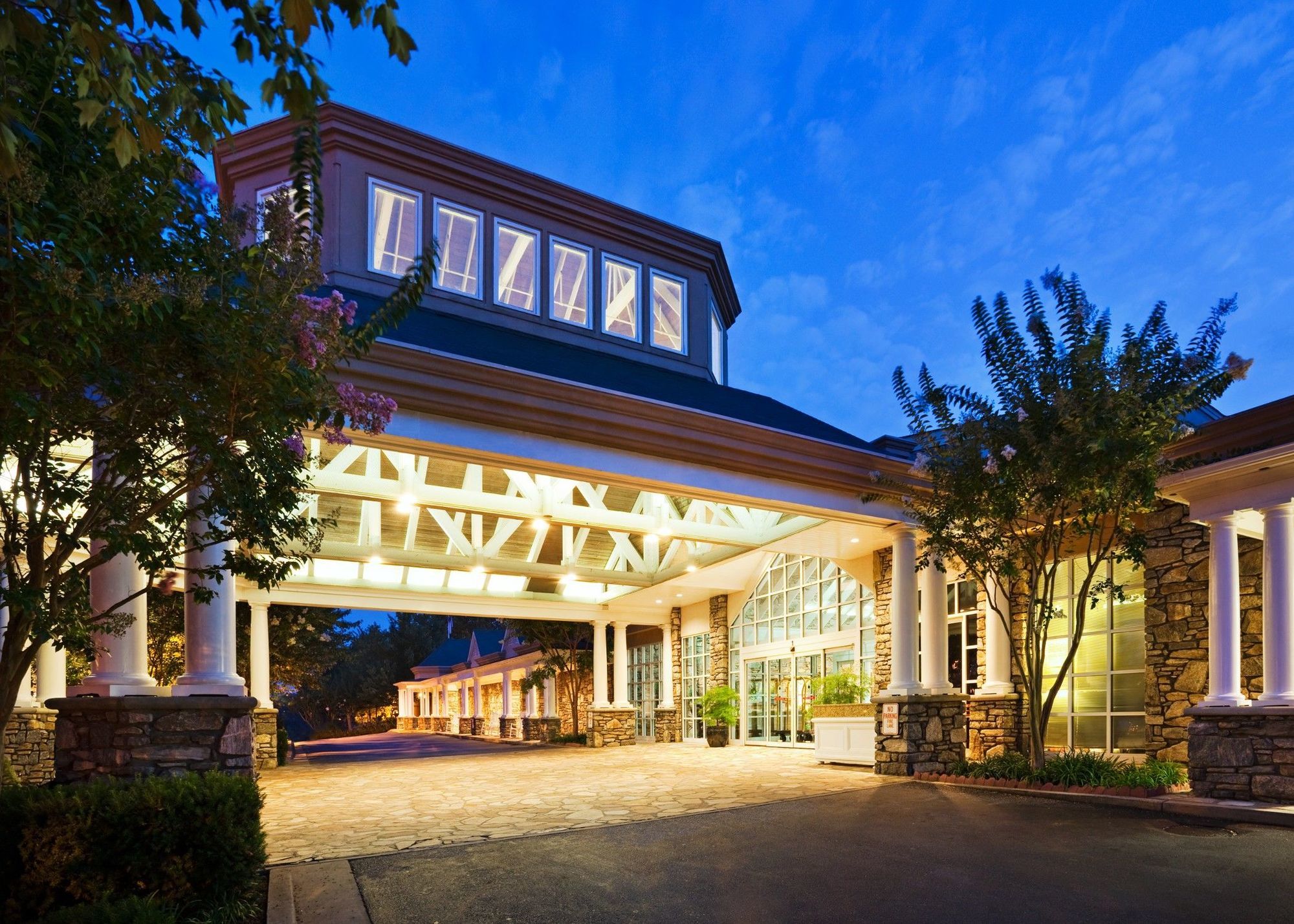 Crowne Plaza Resort Asheville By Ihg Kültér fotó